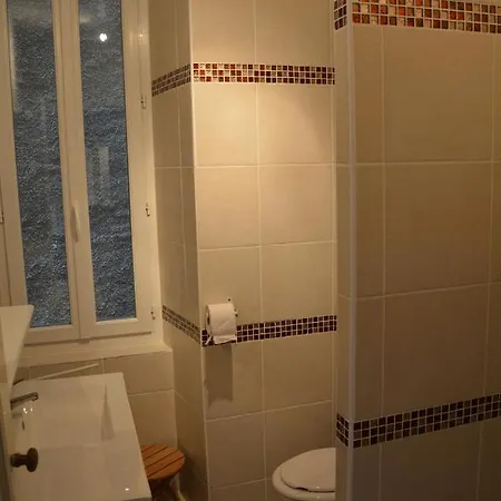 63 M2 . Res. Orient Lägenhet Eaux-Bonnes